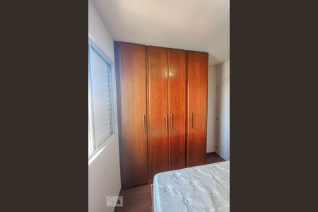 Apartamento para alugar com 57m², 3 quartos e 1 vaga Apartamento para alugar com 57m², 3 quartos e 1 vagaQuarto 2