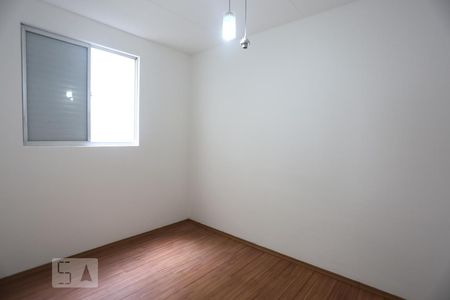 Quarto 1 de apartamento à venda com 2 quartos, 44m² em Vila Yolanda, Osasco