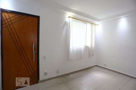 Sala de apartamento à venda com 2 quartos, 44m² em Vila Yolanda, Osasco