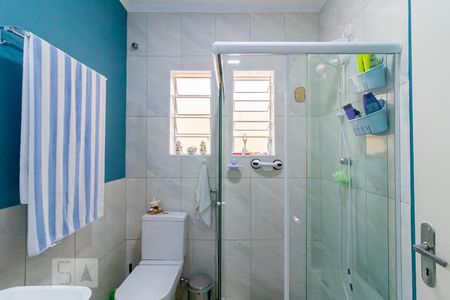 Casa à venda com 350m², 3 quartos e 2 vagasBanheiro da Suite