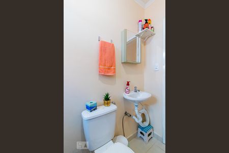 Casa à venda com 350m², 3 quartos e 2 vagasBanheiro 2