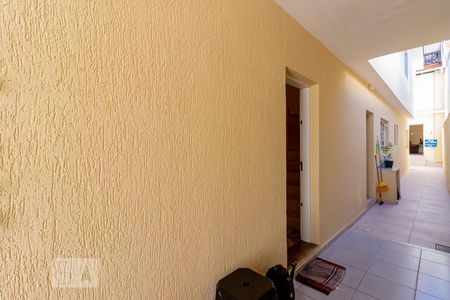 Casa à venda com 350m², 3 quartos e 2 vagasCorredor Externo