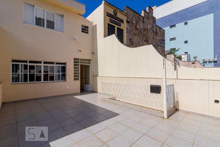 Casa à venda com 350m², 3 quartos e 2 vagasTerraço