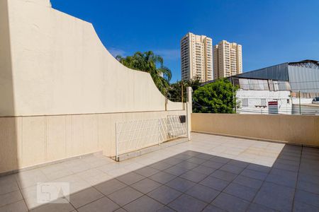 Casa à venda com 350m², 3 quartos e 2 vagasTerraço