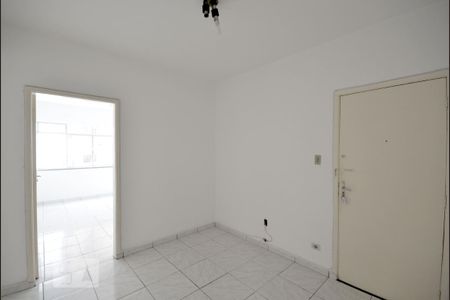 Sala de apartamento para alugar com 3 quartos, 75m² em Liberdade, São Paulo