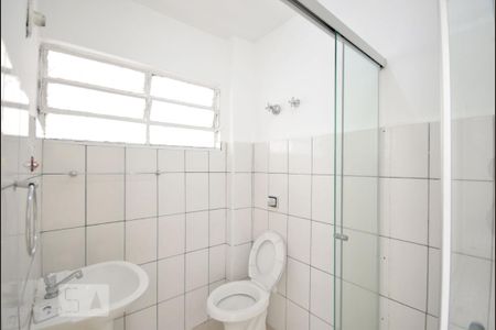 Apartamento para alugar com 75m², 3 quartos e sem vaga Apartamento para alugar com 75m², 3 quartos e sem vagaBanheiro