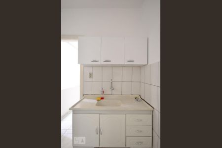 Apartamento para alugar com 75m², 3 quartos e sem vaga Apartamento para alugar com 75m², 3 quartos e sem vagaCozinha