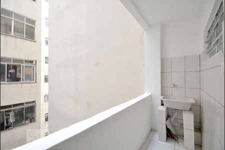 Apartamento para alugar com 75m², 3 quartos e sem vaga Apartamento para alugar com 75m², 3 quartos e sem vagaArea de Serviço