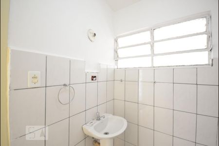 Apartamento para alugar com 75m², 3 quartos e sem vaga Apartamento para alugar com 75m², 3 quartos e sem vagaBanheiro