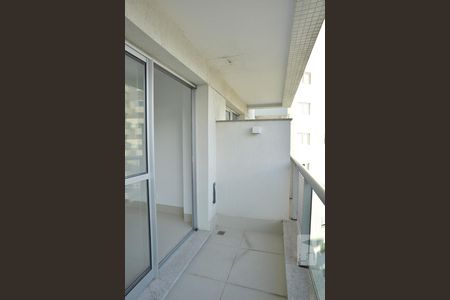 Varanda de apartamento para alugar com 2 quartos, 86m² em Jacarepaguá, Rio de Janeiro