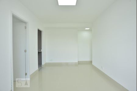 Sala de apartamento à venda com 2 quartos, 86m² em Jacarepaguá, Rio de Janeiro