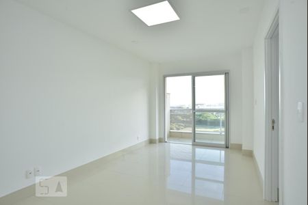 Sala de apartamento à venda com 2 quartos, 86m² em Jacarepaguá, Rio de Janeiro