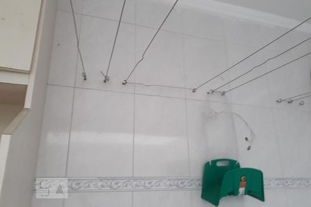 Casa de condomínio à venda com 180m², 3 quartos e 3 vagasLavanderia