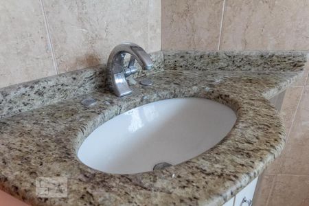 Casa de condomínio à venda com 180m², 3 quartos e 3 vagasQuarto 3 - suite