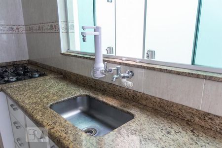 Casa de condomínio à venda com 180m², 3 quartos e 3 vagasCozinha