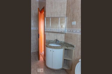 Casa de condomínio à venda com 180m², 3 quartos e 3 vagasQuarto 3 - suite