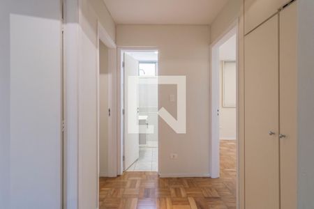 Corredor de apartamento para alugar com 2 quartos, 120m² em Itaim Bibi, São Paulo