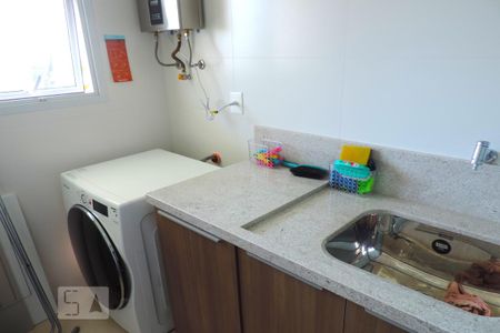 Area de Servico de apartamento para alugar com 2 quartos, 65m² em Campeche, Florianópolis