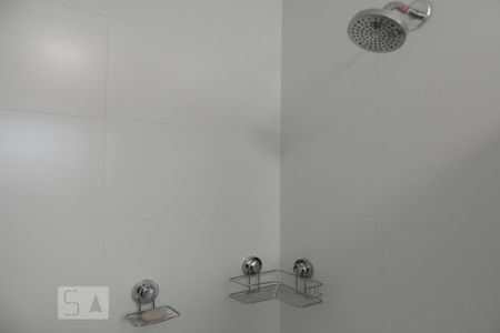 Apartamento para alugar com 65m², 2 quartos e 2 vagasSuite 1- Banheiro. Box