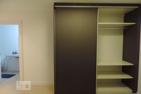 Apartamento para alugar com 65m², 2 quartos e 2 vagasSuite 1 - Armarios