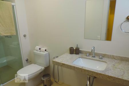 Apartamento para alugar com 65m², 2 quartos e 2 vagasSuite 1 - Banheiro Torneira