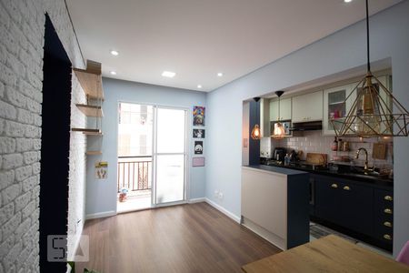 Sala de apartamento à venda com 2 quartos, 50m² em São Pedro, Osasco