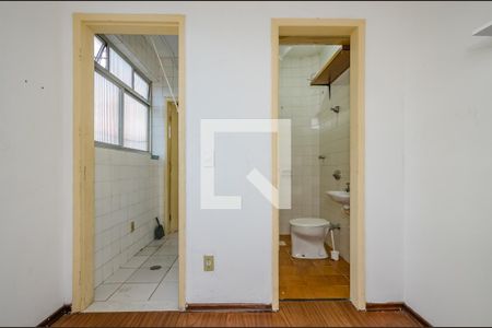 Apartamento à venda com 88m², 3 quartos e 2 vagas Apartamento à venda com 88m², 3 quartos e 2 vagasQuarto de Serviço