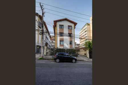 Apartamento à venda com 88m², 3 quartos e 2 vagas Apartamento à venda com 88m², 3 quartos e 2 vagasFachada