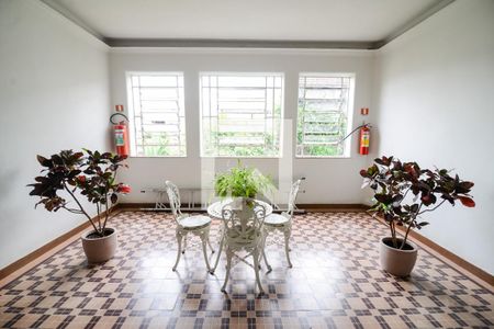 Apartamento à venda com 70m², 2 quartos e sem vagaHall