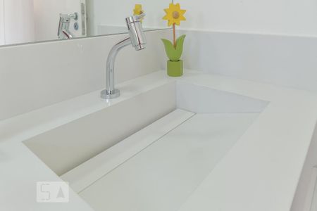 Studio para alugar com 30m², 1 quarto e sem vaga Studio para alugar com 30m², 1 quarto e sem vagaBanheiro