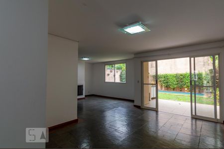 Sala de casa à venda com 4 quartos, 326m² em Santo Amaro, São Paulo