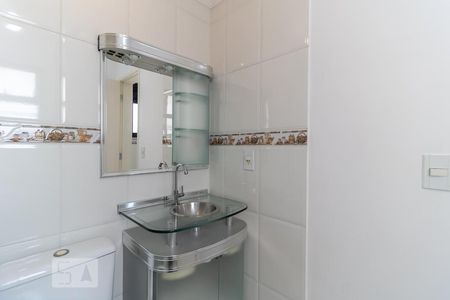 Apartamento para alugar com 94m², 3 quartos e 2 vagasBanheiro de Serviço