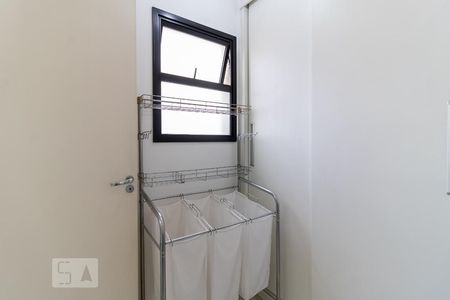 Apartamento para alugar com 94m², 3 quartos e 2 vagasBanheiro de Serviço