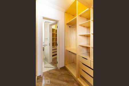 Apartamento para alugar com 94m², 3 quartos e 2 vagasCloset da Suíte