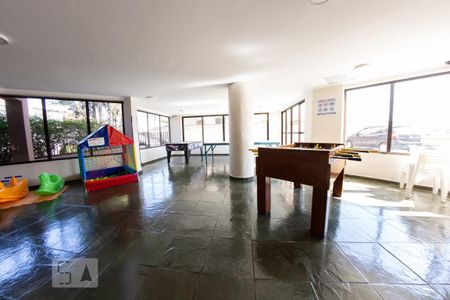 Apartamento à venda com 68m², 2 quartos e 1 vagaSalão de jogos