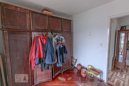 Quarto 2 de apartamento para alugar com 2 quartos, 59m² em Vila Assunção, Porto Alegre