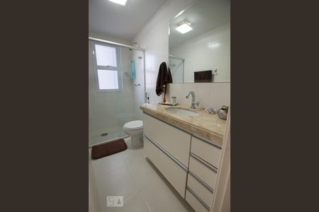 Apartamento para alugar com 111m², 3 quartos e 2 vagasBanheiro Social