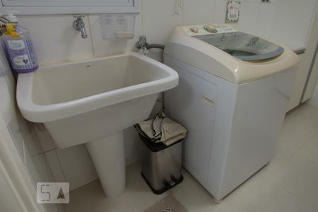 Apartamento para alugar com 111m², 3 quartos e 2 vagasLavanderia - detalhe