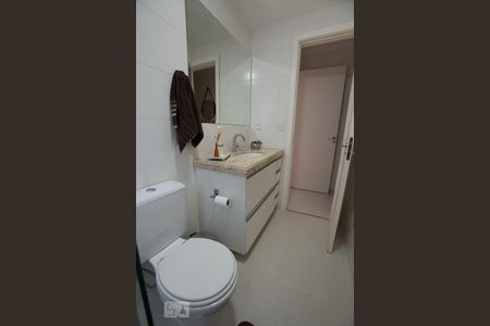 Apartamento para alugar com 111m², 3 quartos e 2 vagasBanheiro Social