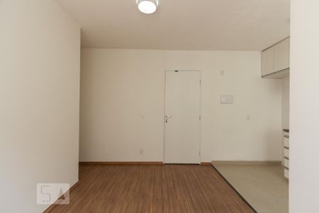 Sala de apartamento para alugar com 2 quartos, 42m² em Jardim Celeste, São Paulo