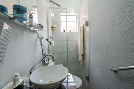 Casa à venda com 165m², 3 quartos e 3 vagasBanheiro Suíte 