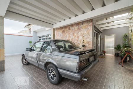 Casa à venda com 165m², 3 quartos e 3 vagasGaragem 