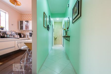 Casa à venda com 165m², 3 quartos e 3 vagasCorredor 