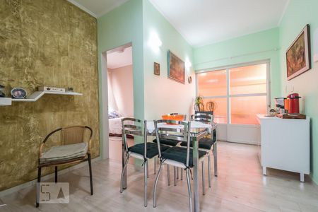 Casa à venda com 165m², 3 quartos e 3 vagasCopa