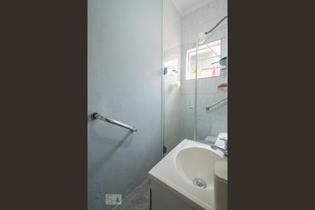 Casa à venda com 165m², 3 quartos e 3 vagasBanheiro Suíte 3