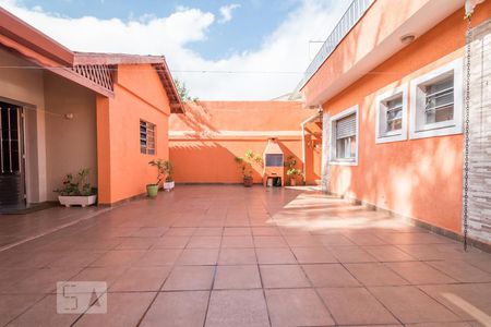 Casa à venda com 165m², 3 quartos e 3 vagasQuintal