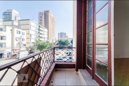 Varanda de apartamento para alugar com 3 quartos, 100m² em Paraíso, São Paulo