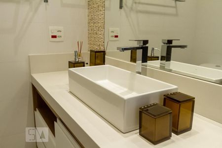 Apartamento para alugar com 123m², 3 quartos e 2 vagasBanheiro da suíte