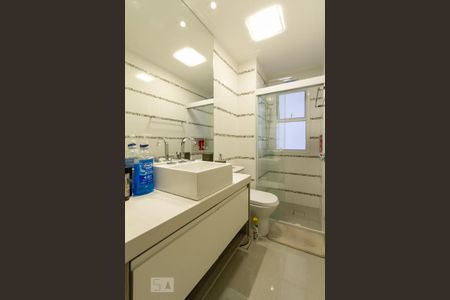 Apartamento para alugar com 123m², 3 quartos e 2 vagasBanheiro social