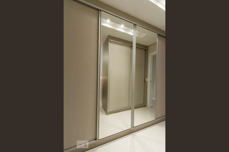 Apartamento para alugar com 123m², 3 quartos e 2 vagasCloset da suíte